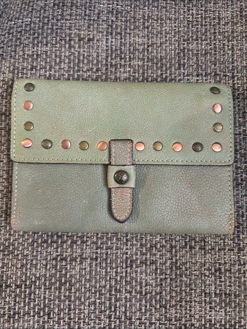 Patricia Nash Colli Flap Wallet